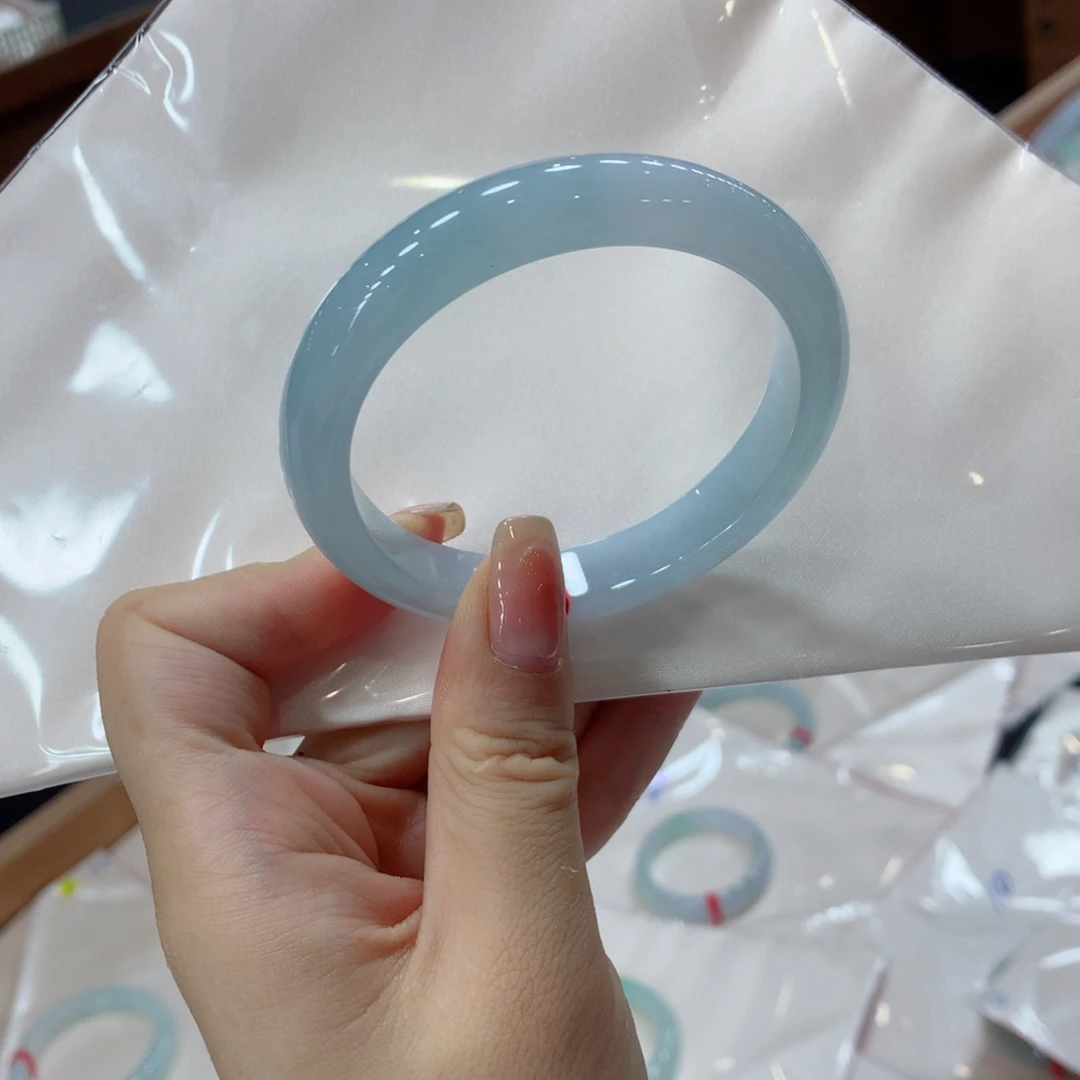 未镶嵌手镯翡翠买断