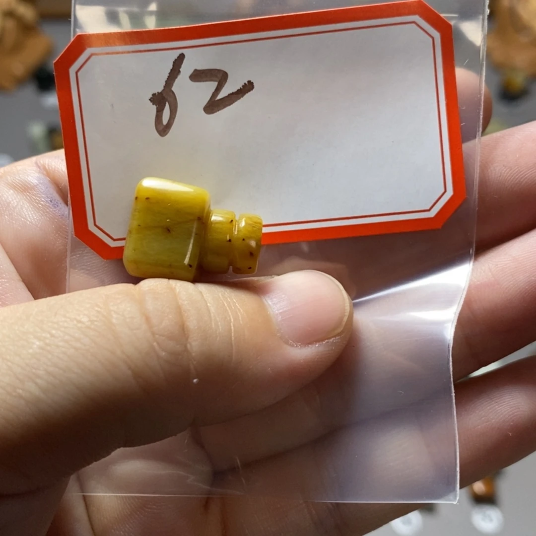 【闪购商品】蛇纹石玉配珠未镶嵌山**川