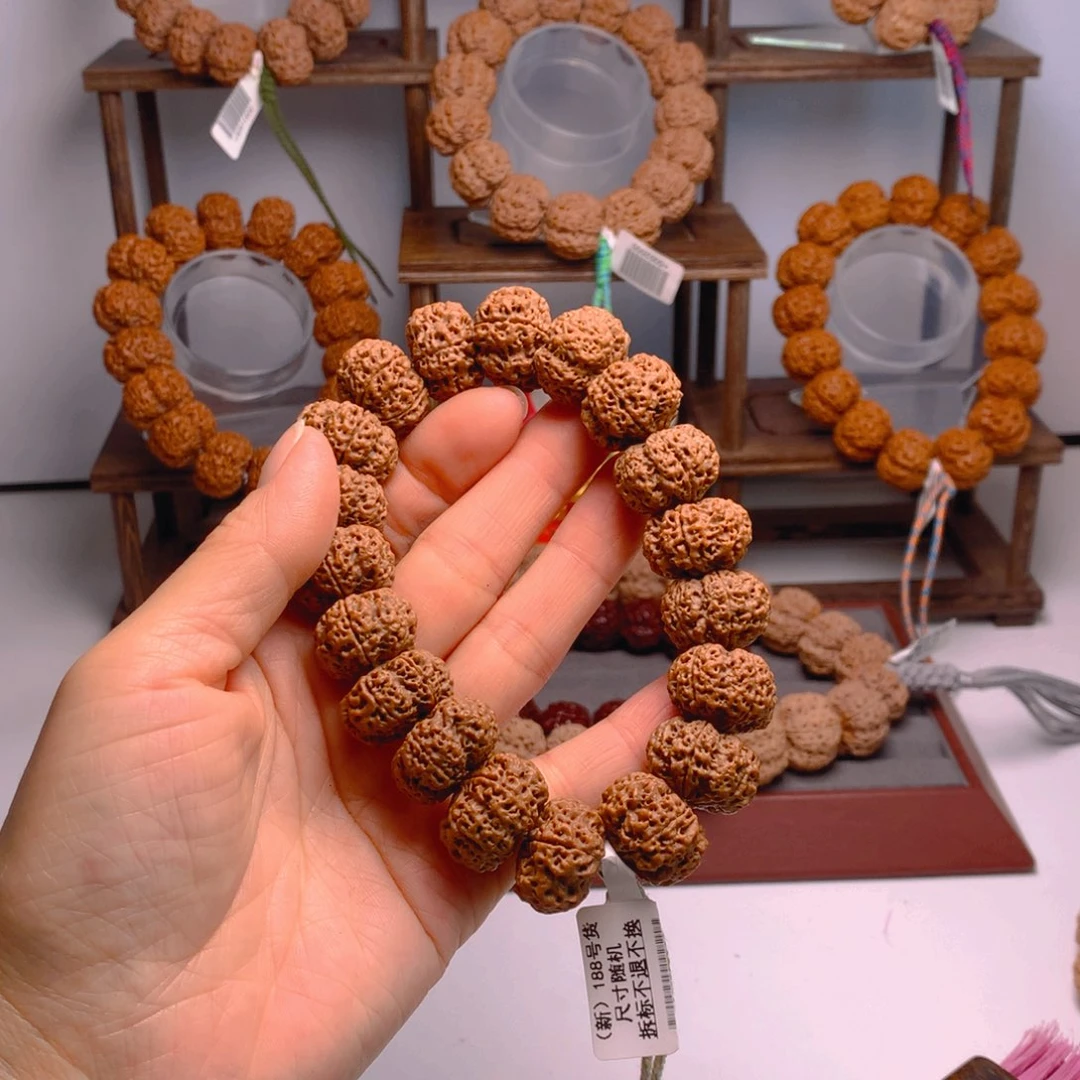 手串金刚菩提金刚菩提夹板轻微开裂断齿属正常介意勿拍