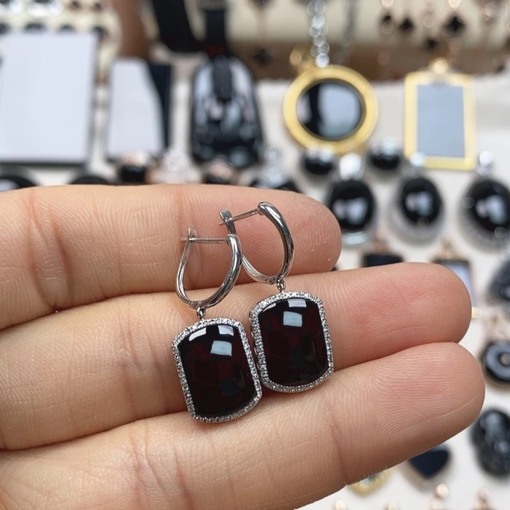 翡翠18K金镶嵌耳饰