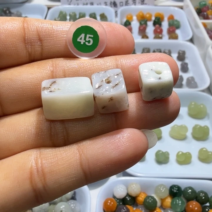未镶嵌和田玉珠宝半成品