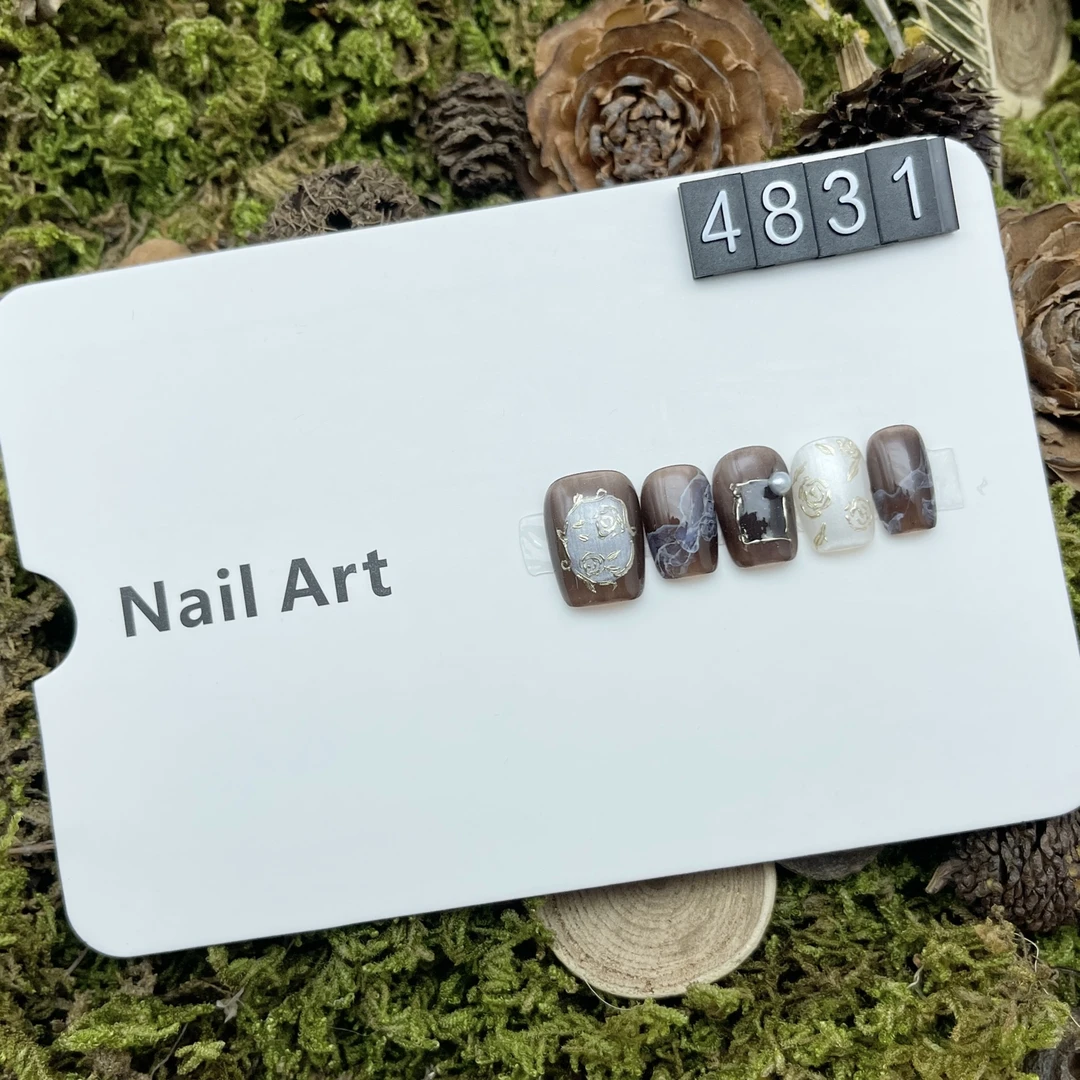 4831高级感纯手工定制极光猫眼夏季款式穿戴甲短甲豆豆甲短方孕妇