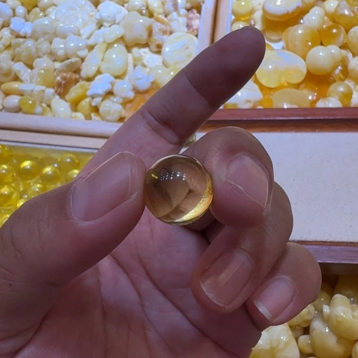 金****金珀颈饰银S925镶嵌吊坠