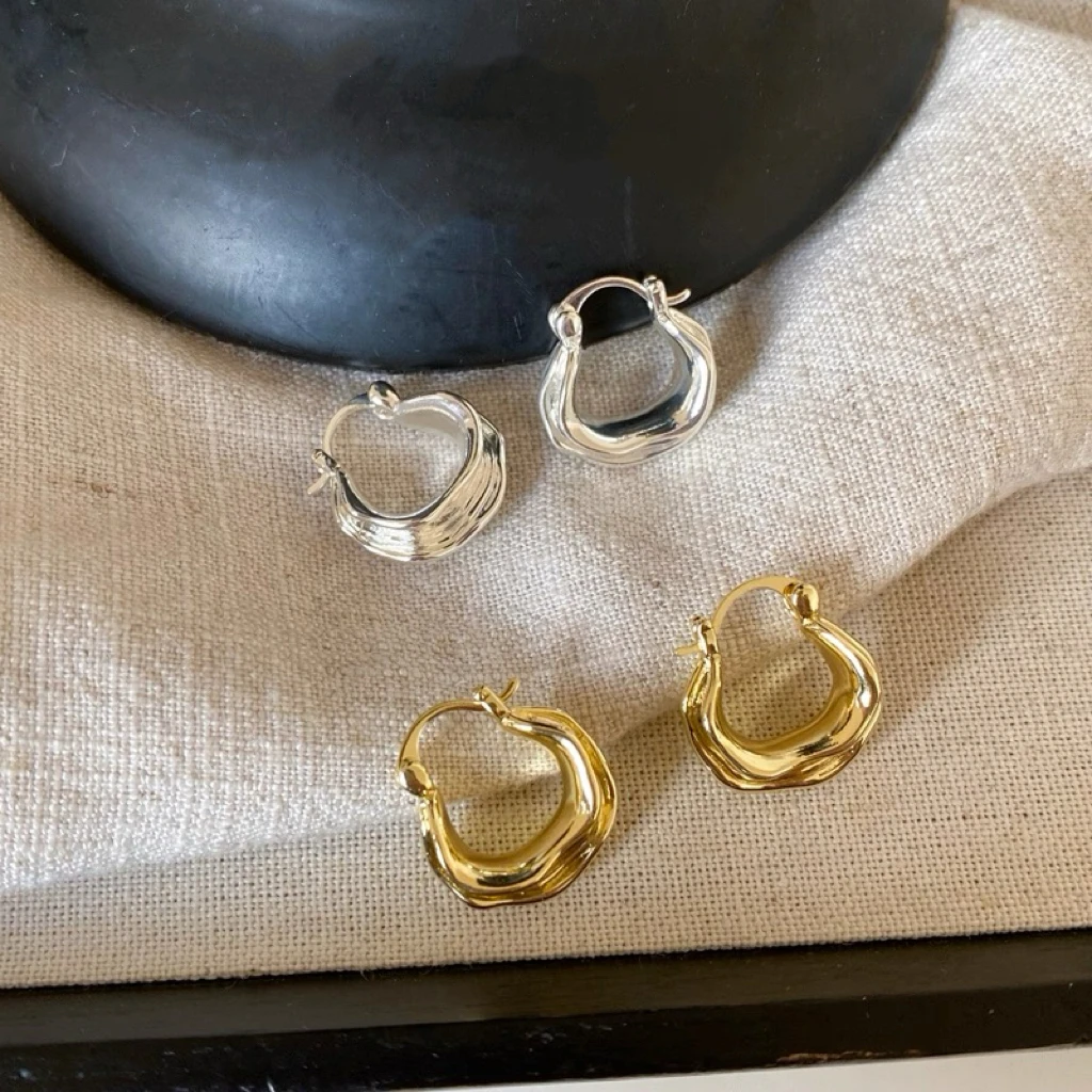 铜合金耳饰 轻奢独特不规则U形波纹耳环法式气质耳扣3314