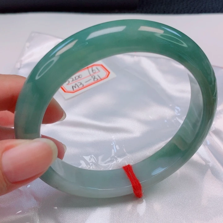 未镶嵌手镯翡翠61圈