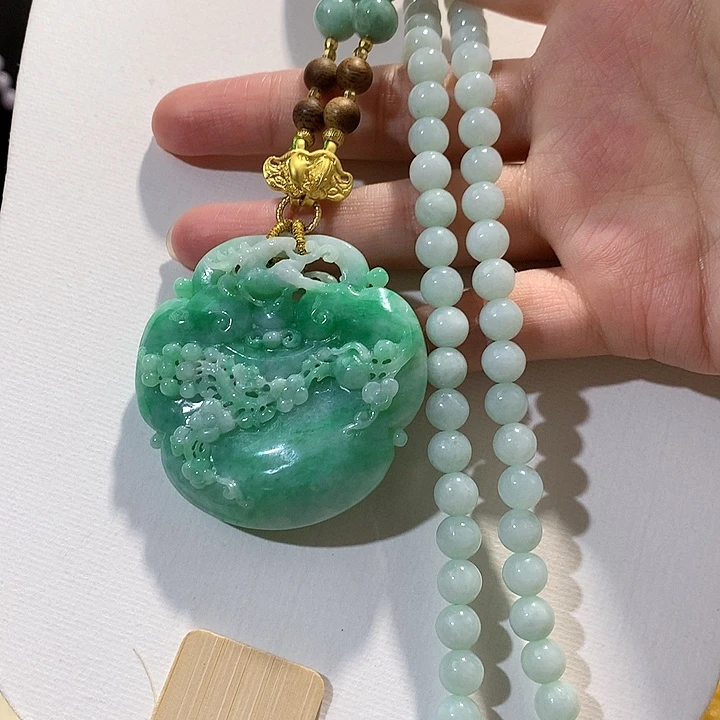 翡翠未镶嵌颈饰翡翠吊坠