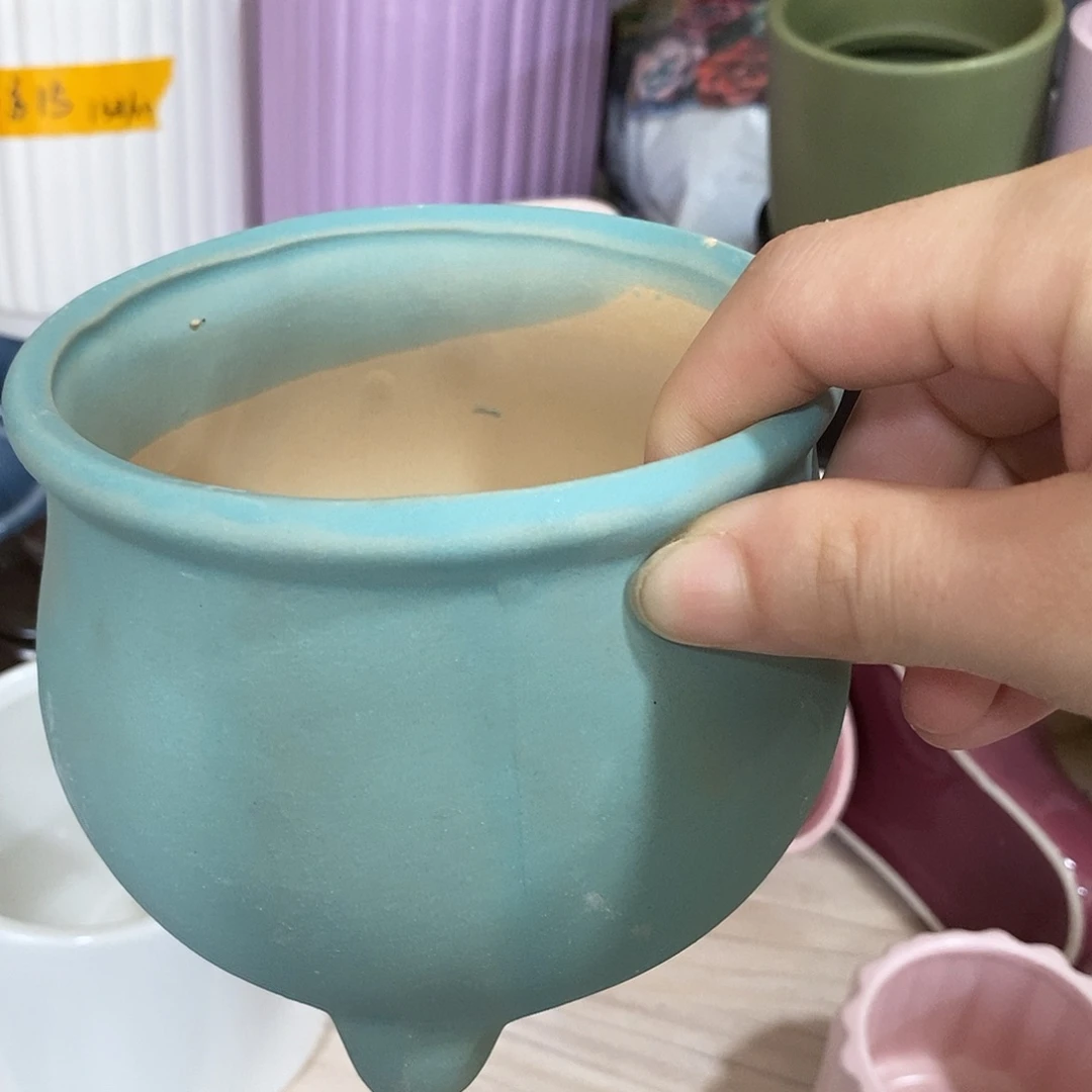 摆件陶盆有孔 瑕疵介意勿拍
