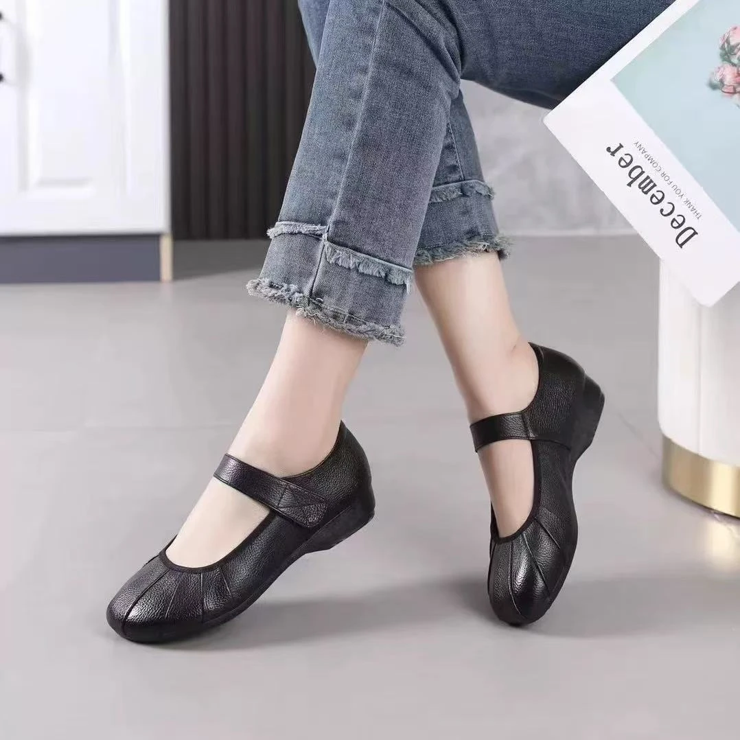 C7313  黑色 时尚圆头舒适平跟浅口软底玛丽珍女单鞋 妈妈鞋