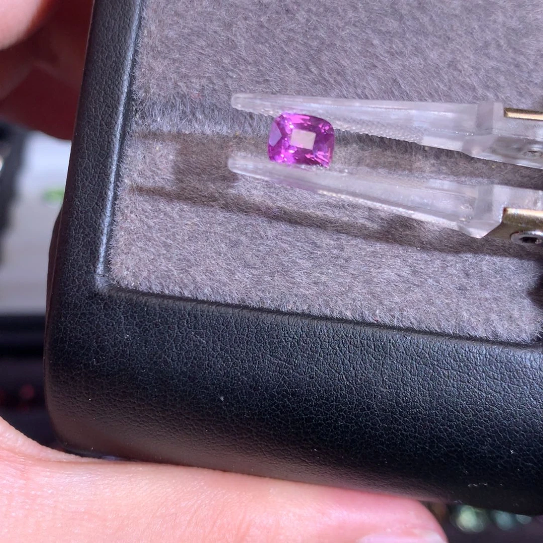 蓝宝石裸石1.08ct
