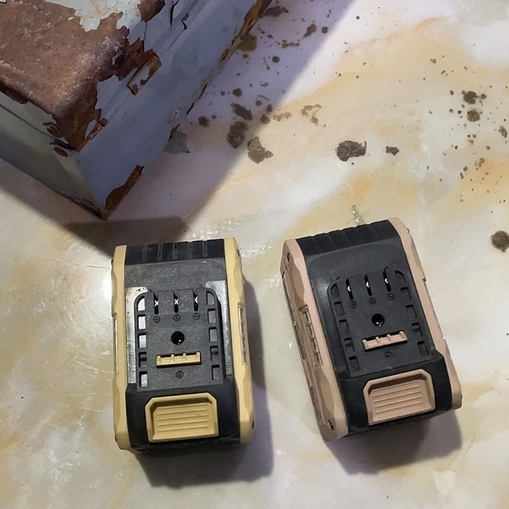 二手15节A3款插脚电池一个