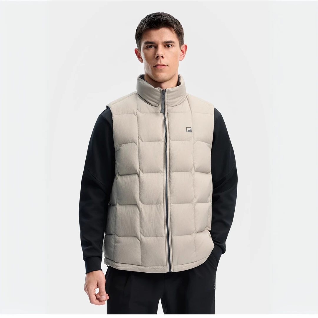 FILA 斐乐2025冬新款男女同款两面穿运动保暖羽绒马甲 A51U541903