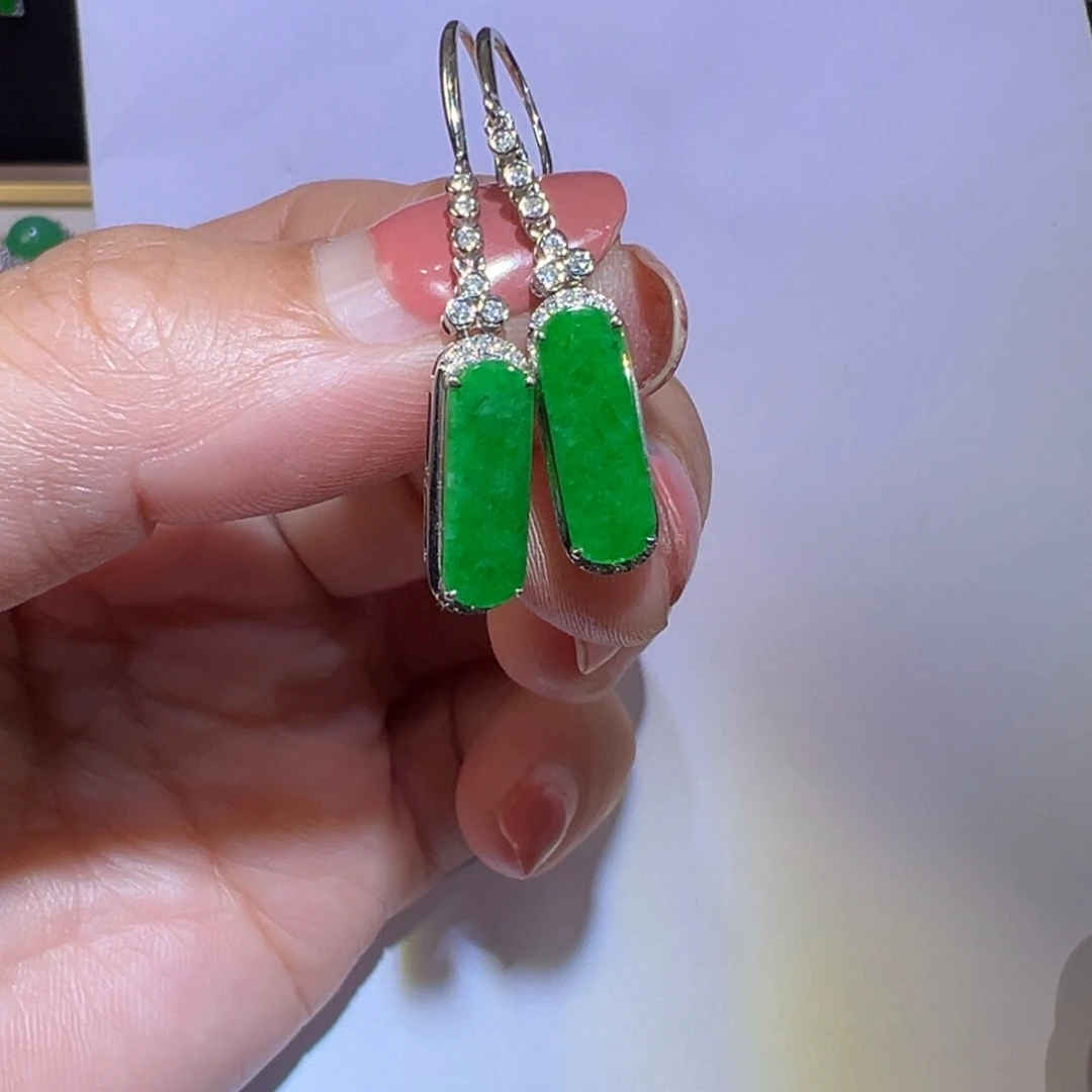 翡翠颈饰18K金镶嵌耳环