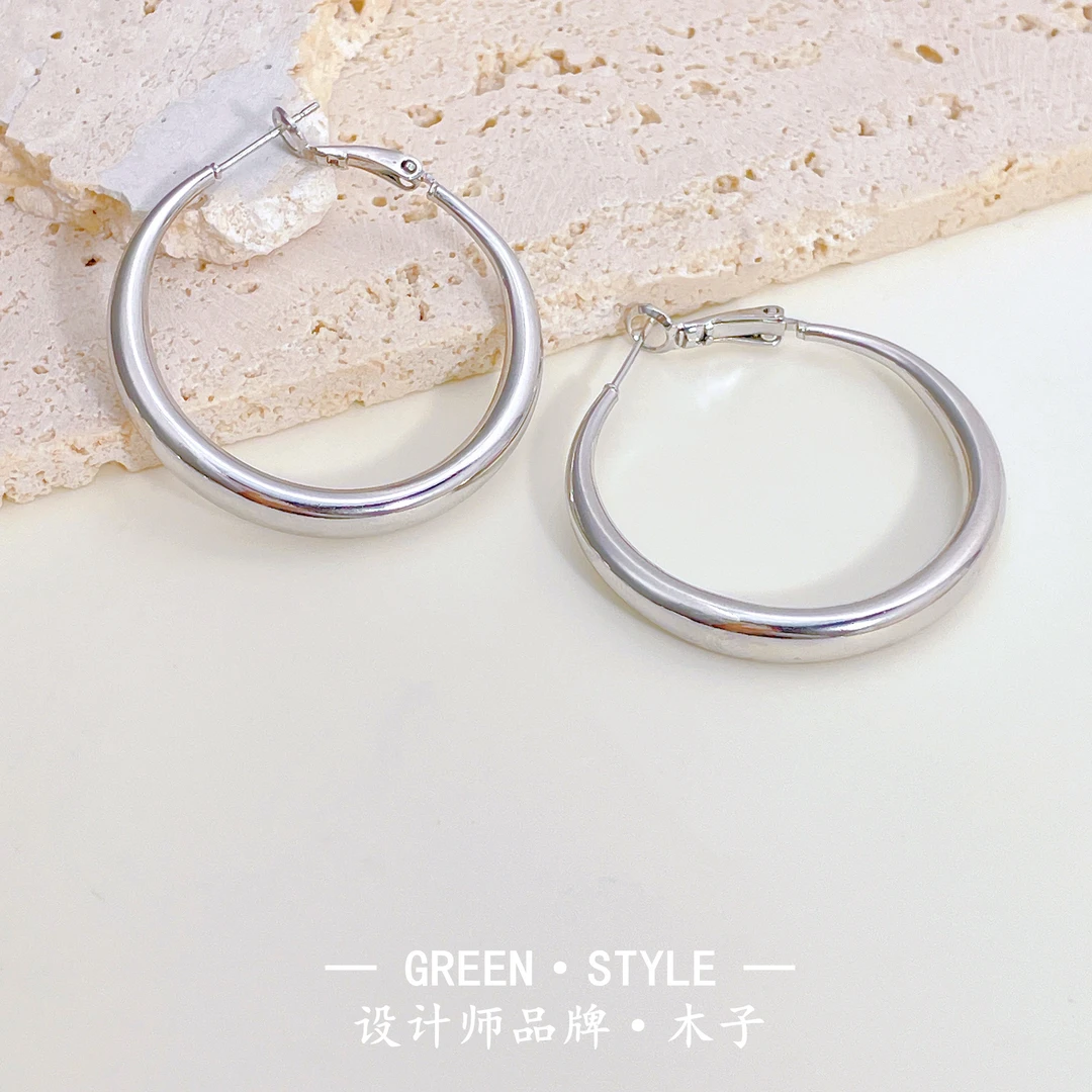 铜合金耳饰 【新款素圈】韩版轻奢休时尚闲百搭简约设计师耳圈-4051