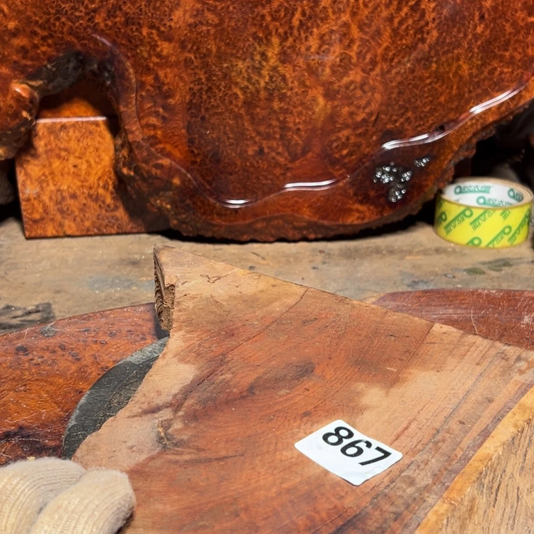 听***雨大果紫檀（缅甸花梨）