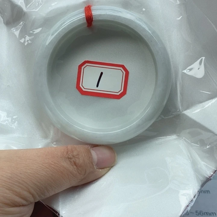 翡翠未镶嵌手镯翡翠58