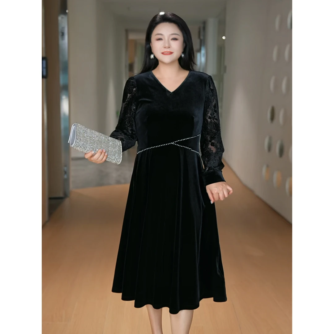 MsShe大码女装2025新款秋复古丝绒收腰显瘦连衣裙J~B2509015