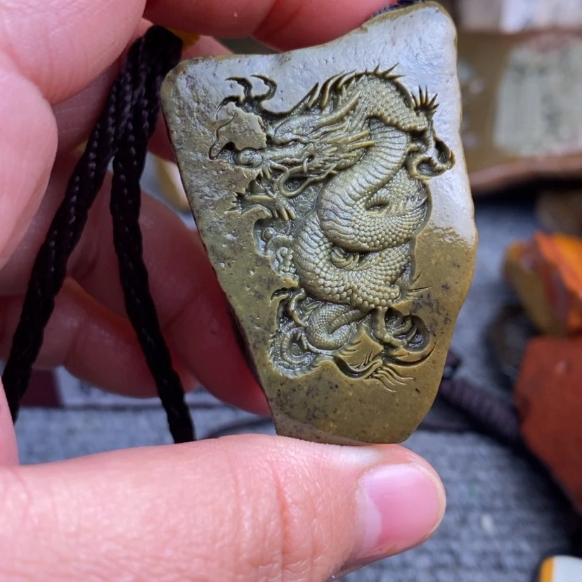 【闪购商品】原石雕刻手把件