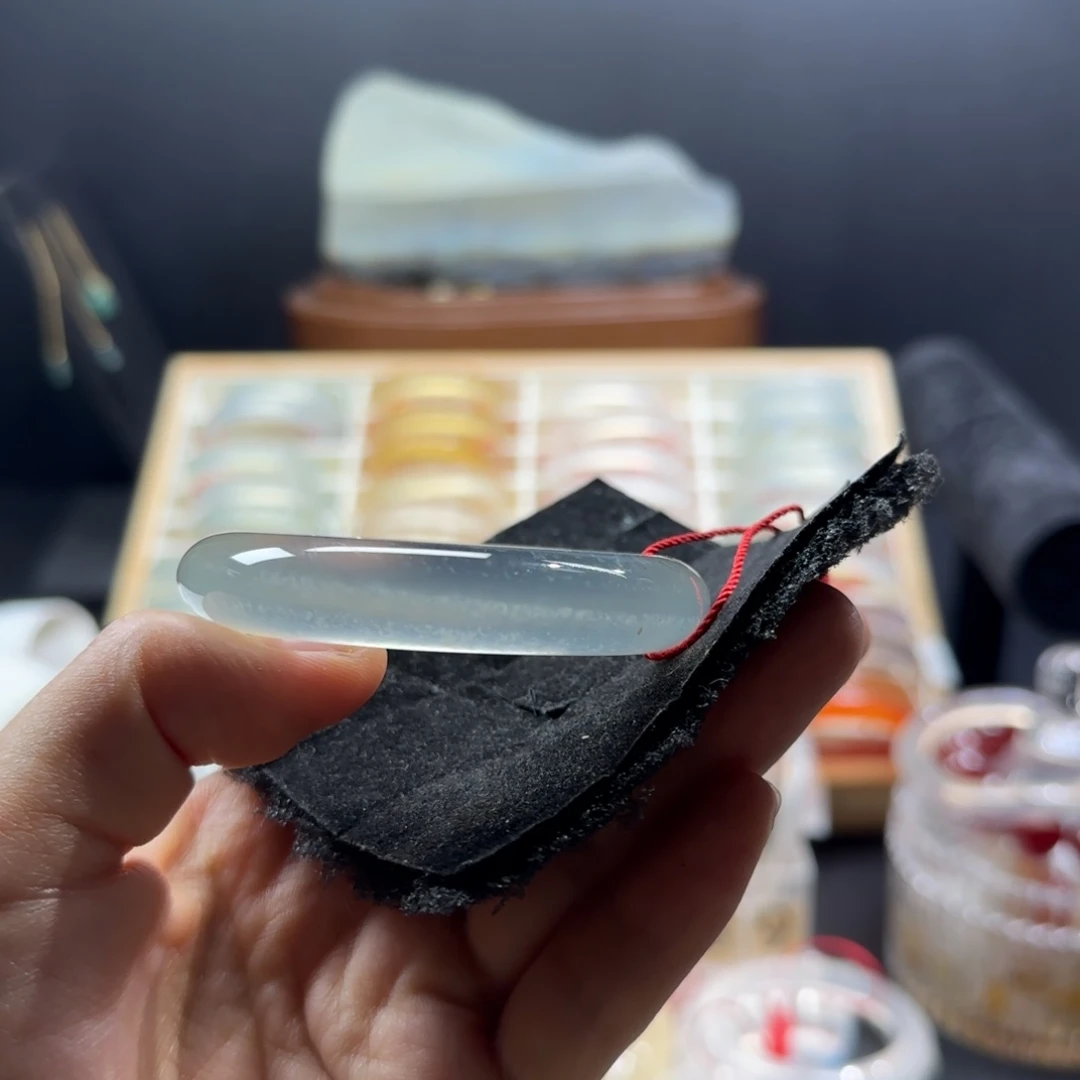 手镯玛瑙/玉髓未镶嵌