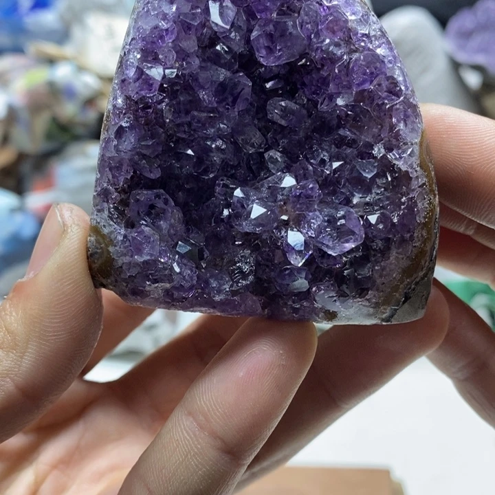 未镶嵌水晶珠宝半成品