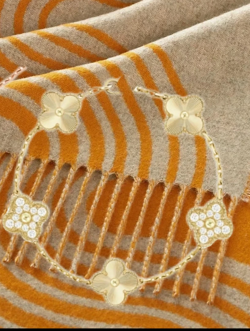 镭射花花手连 系列 设计师定制花色丝巾