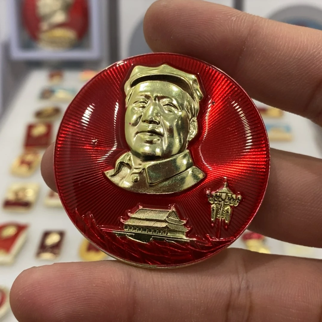 其他普通金属红色纪念章过江帽安门华灯