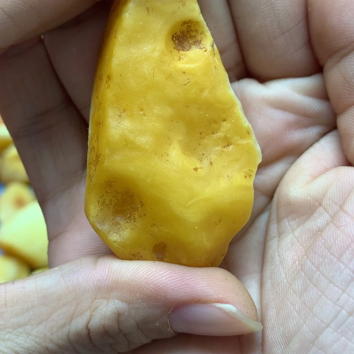 未镶嵌定制琥珀酒*蜜蜡工坊原石定制