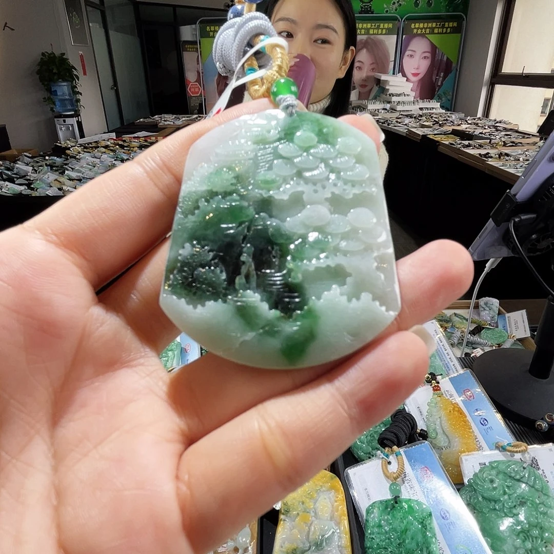 颈饰未镶嵌翡翠一