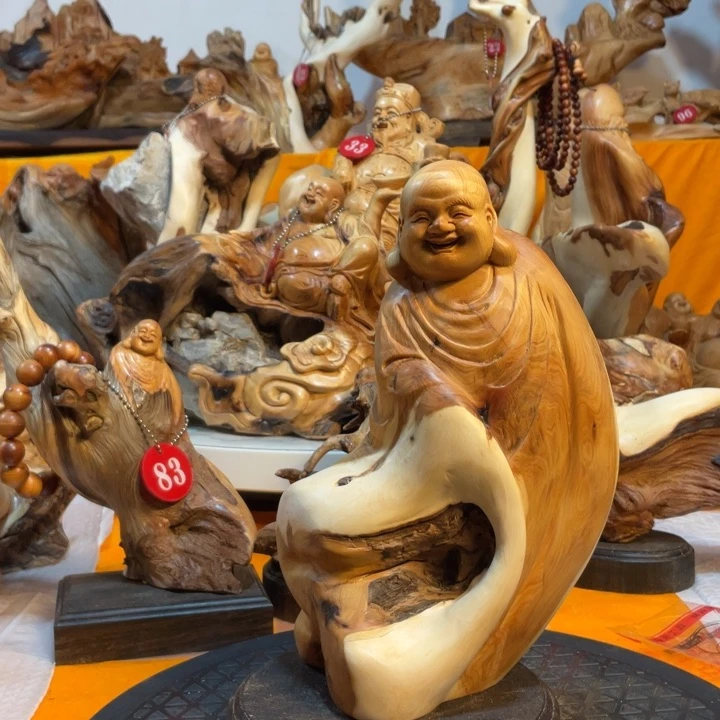 柏木（崖柏）  弥勒