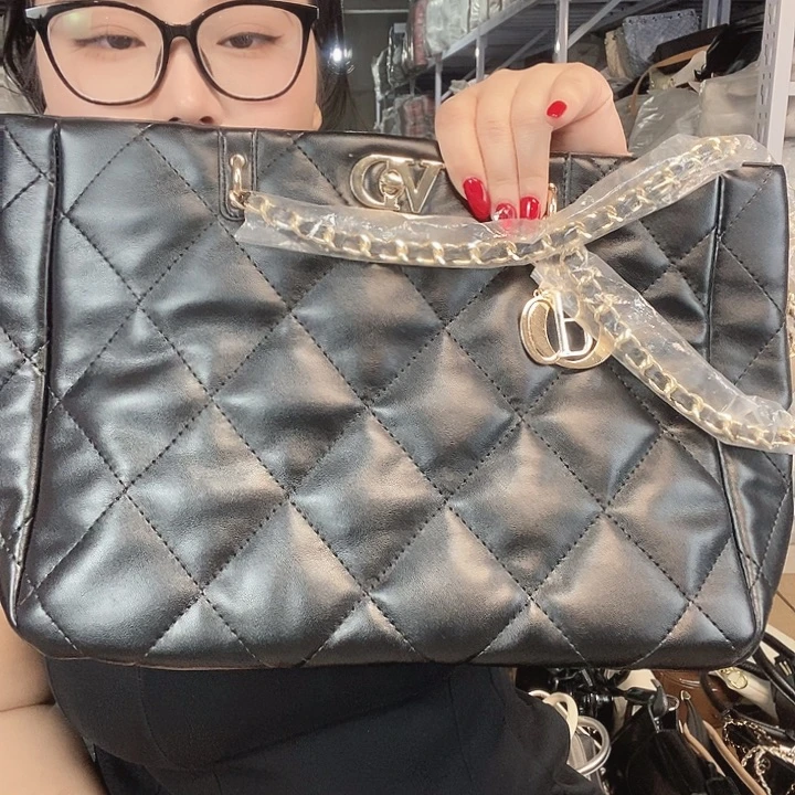 PU黄牛皮（革）PVC时尚潮流时尚