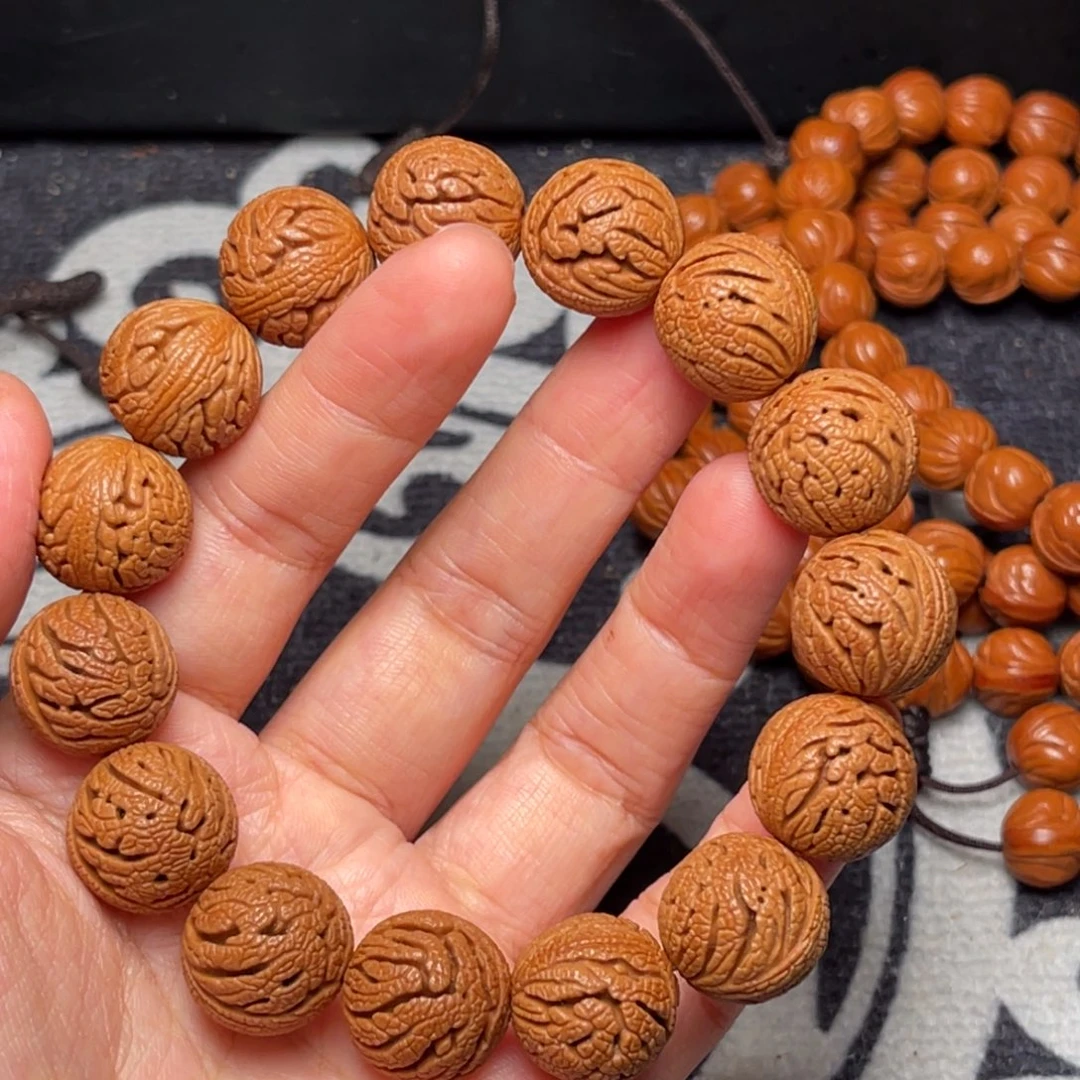 桃核手串龙纹绣球16