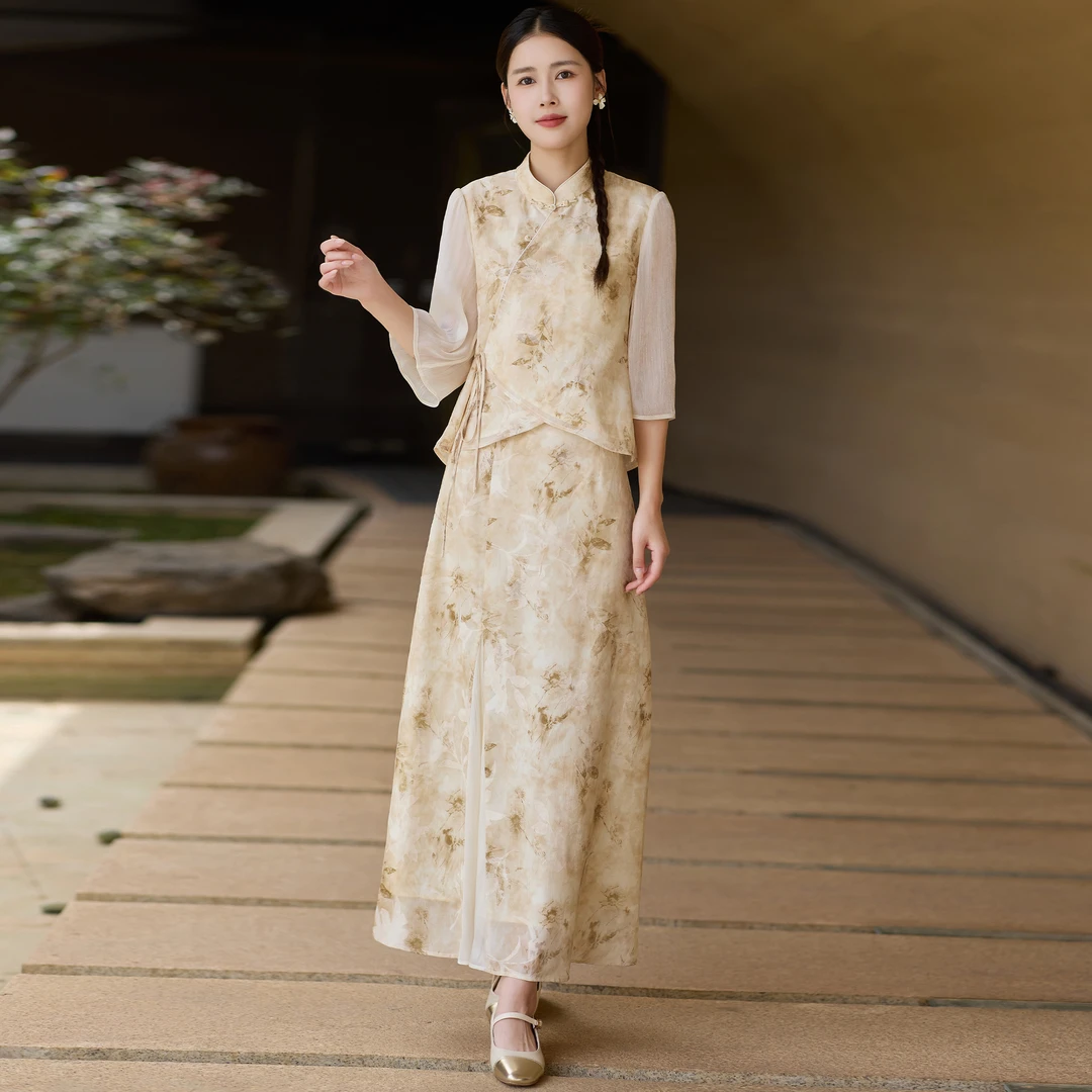 H174 中式上衣女国风立领盘扣套装刺绣提花汉服半裙两件套