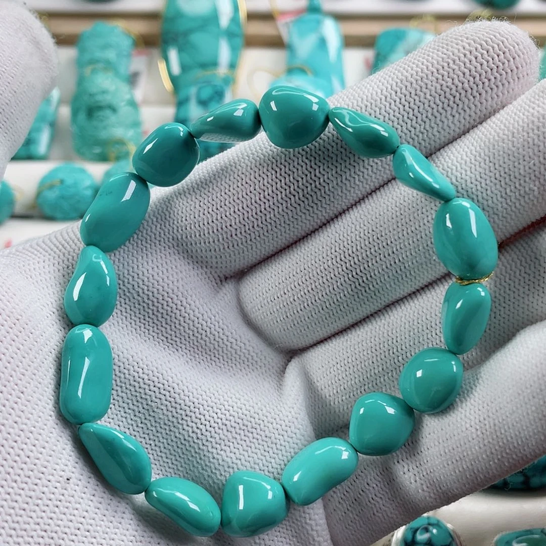 绿松石颈饰未镶嵌