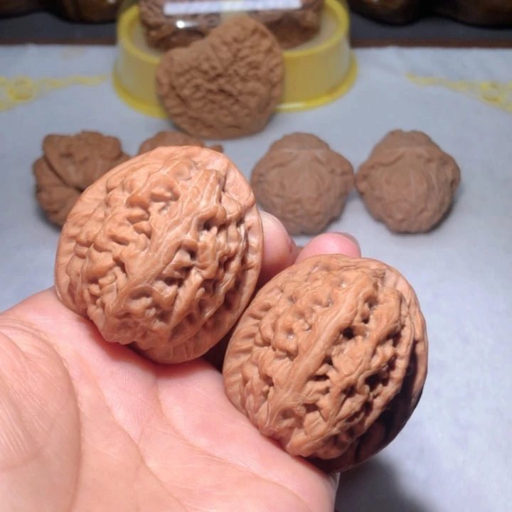 把件文玩核桃39.5红锦鲤