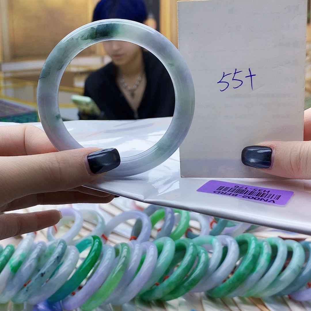 翡翠未镶嵌手镯hhj