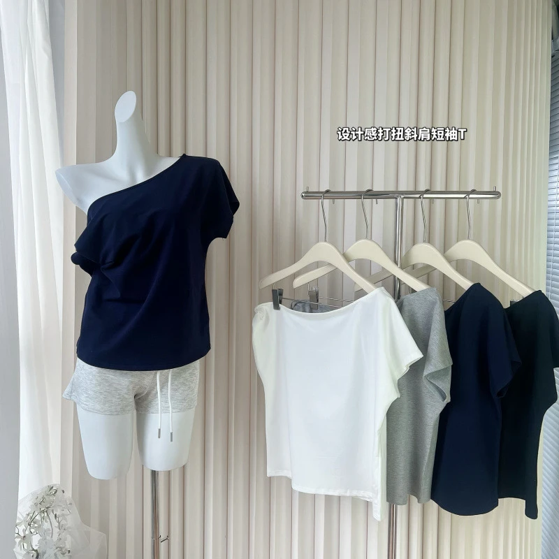 ins风扭结斜肩短袖T恤女2025夏季新款韩系设计感宽松小众辣妹上衣