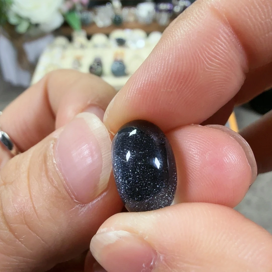 檀***枷银S925镶嵌水晶戒指