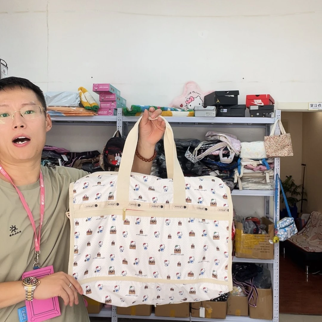 PU化妆包等产品和产品