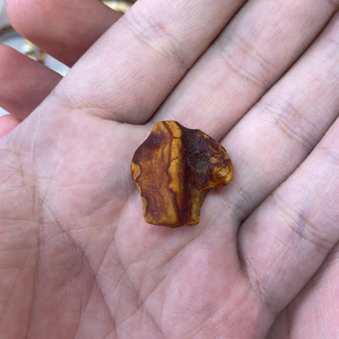 H***0定制琥珀天然琥珀