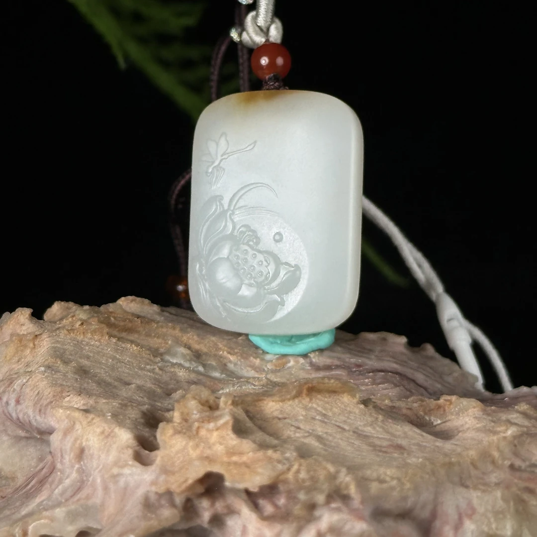 20世纪和田玉花卉纹吊坠 WZ0218022*【上海兰馨】