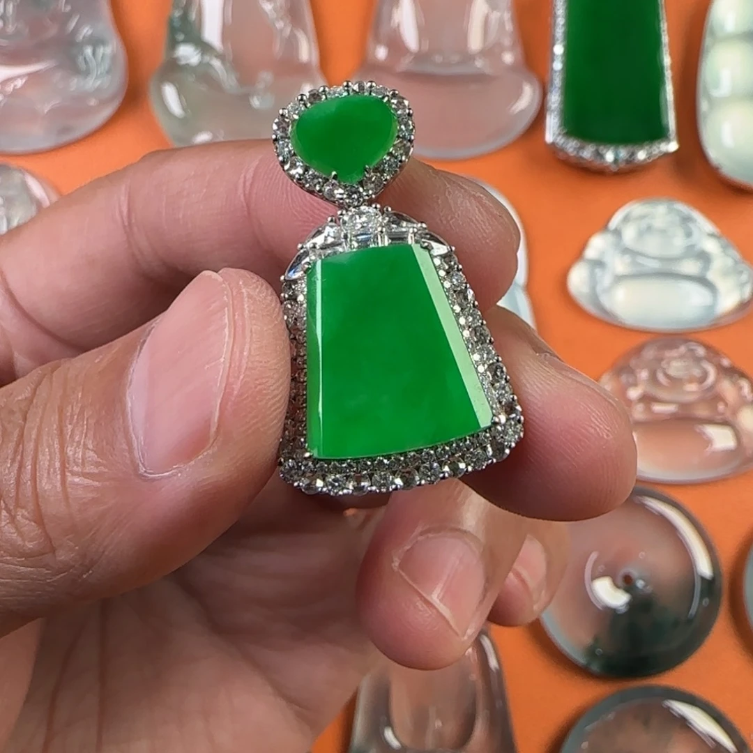 定制翡翠未镶嵌天然