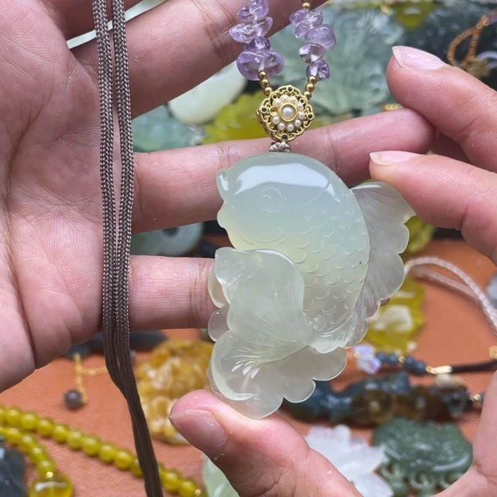 未镶嵌蛇纹石玉项链