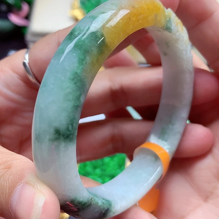 未镶嵌手镯翡翠翡翠