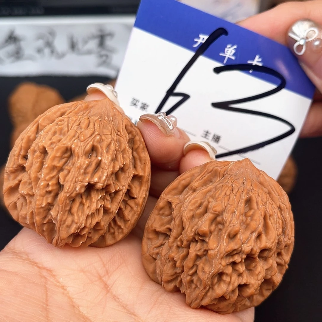 桃核吊坠无修虎头42尺寸左右y