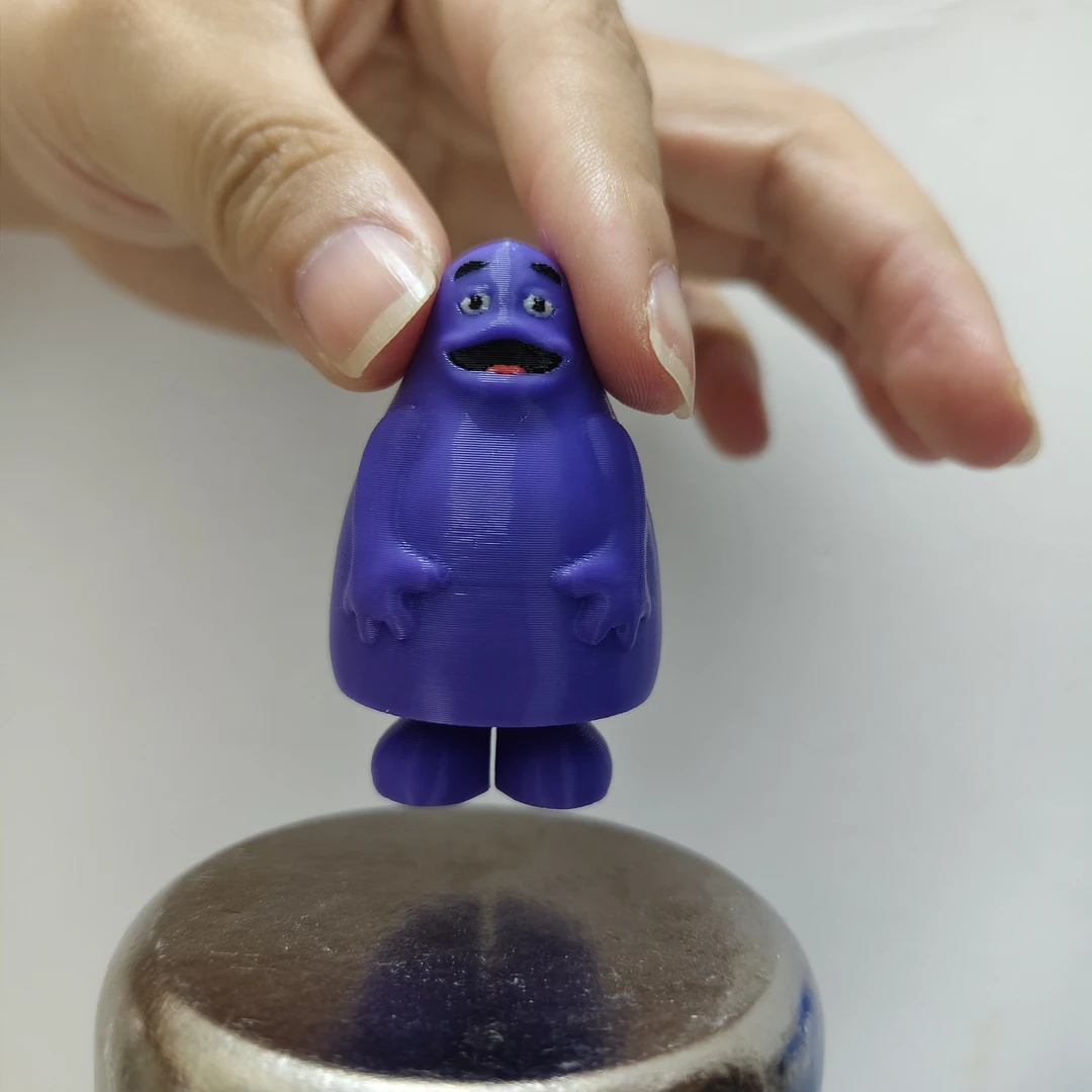 麦当劳奶昔大哥钥匙扣紫薯精款，超稀有！脚可以伸长或蹲下当钥匙扣