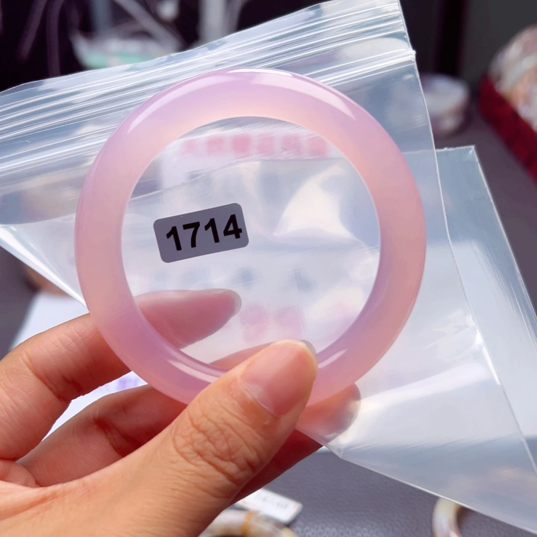 玛瑙/玉髓手镯默认微瑕未镶嵌❀***ﶪ