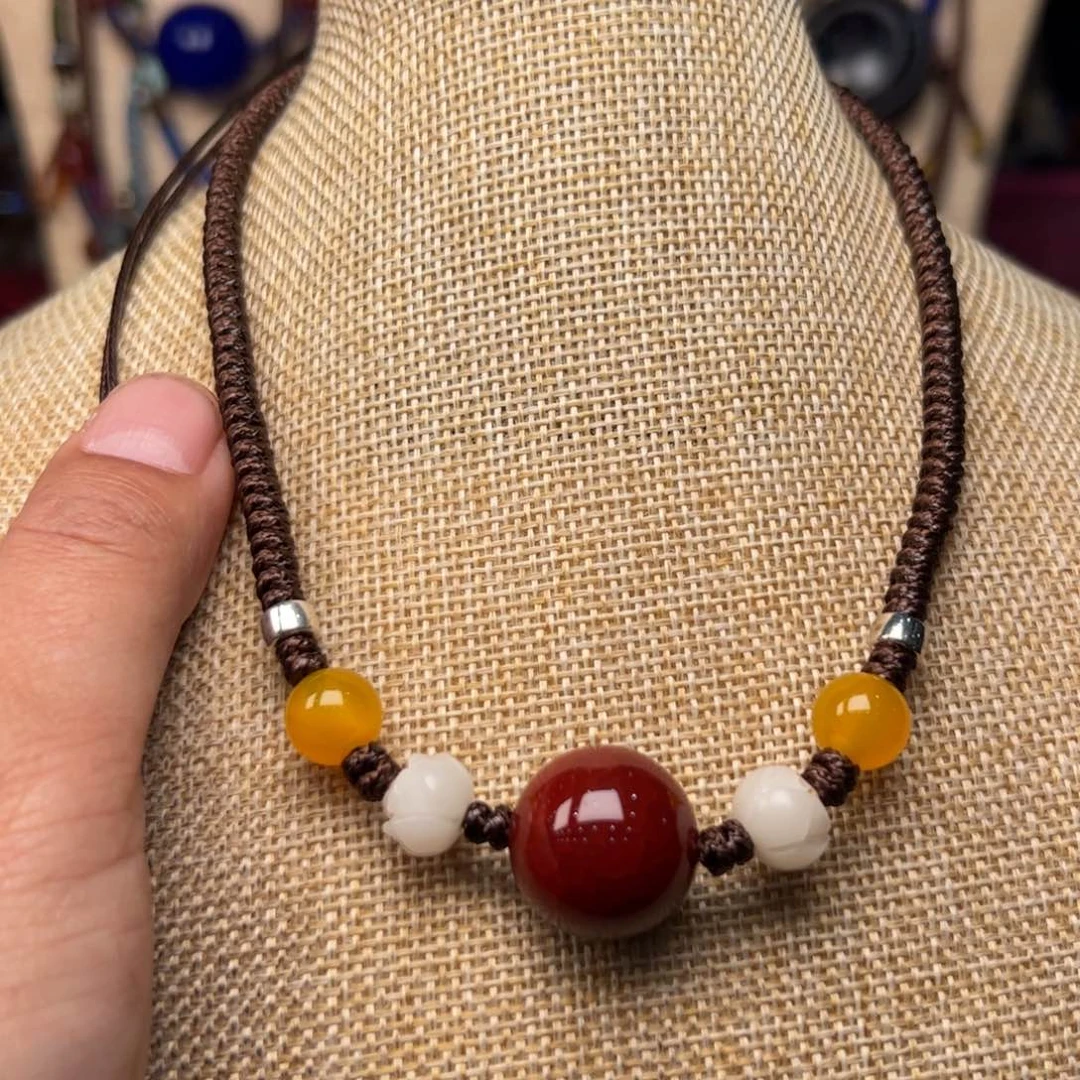 玛瑙/玉髓颈饰未镶嵌