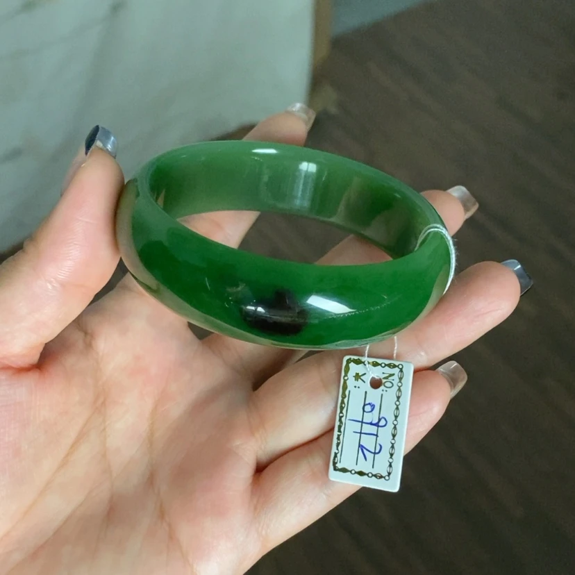 【闪购商品】未镶嵌手镯和田玉（碧玉）