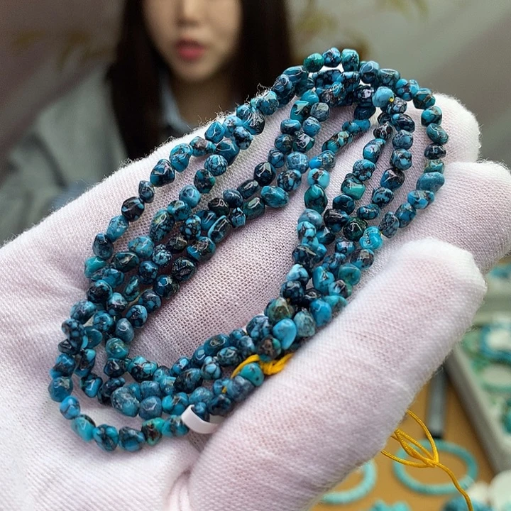 未镶嵌绿松石原矿