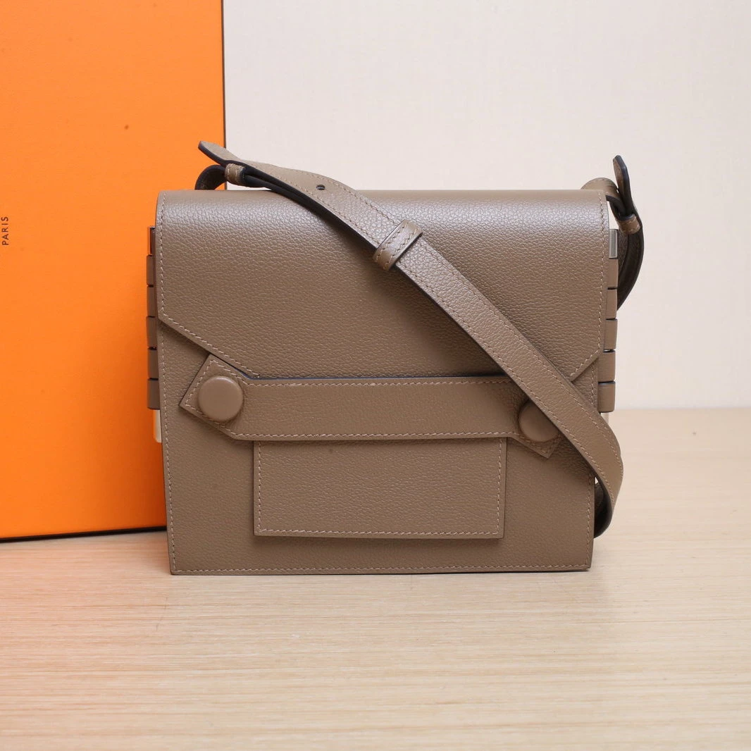 99新 Hermes/爱马仕 小花6枫 栗子色 EC皮 D刻 Twins bag 双面包