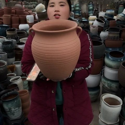 口25高30瑕疵口变形。